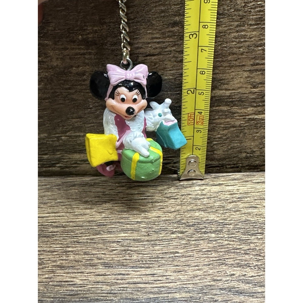 Disney Japan Cute Minnie Mouse Gift‎ Box Vintage Figure Keychain Toy Kid